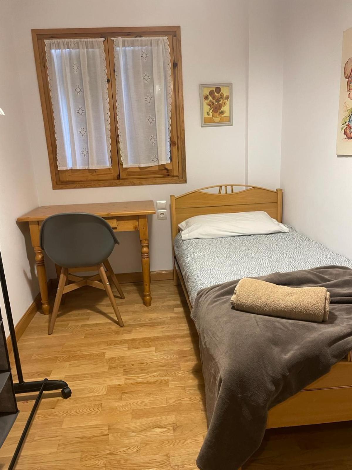 Apartamento Capelot Jaca Exterior photo